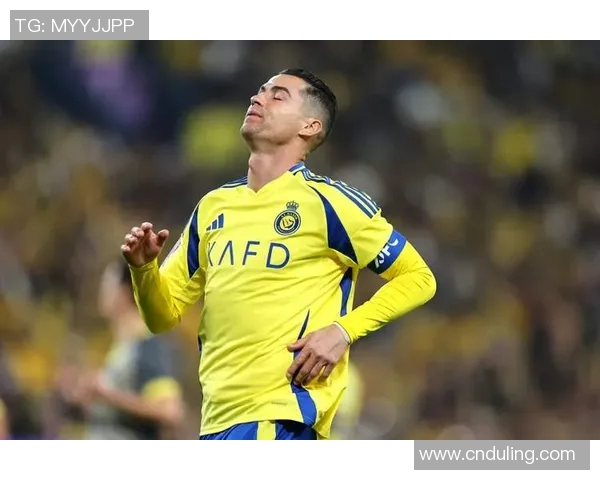 外国网红模仿足球明星的搞笑瞬间引发网友热议与追捧 外国网红模仿足球明星的搞笑瞬间引发网友热议与追捧