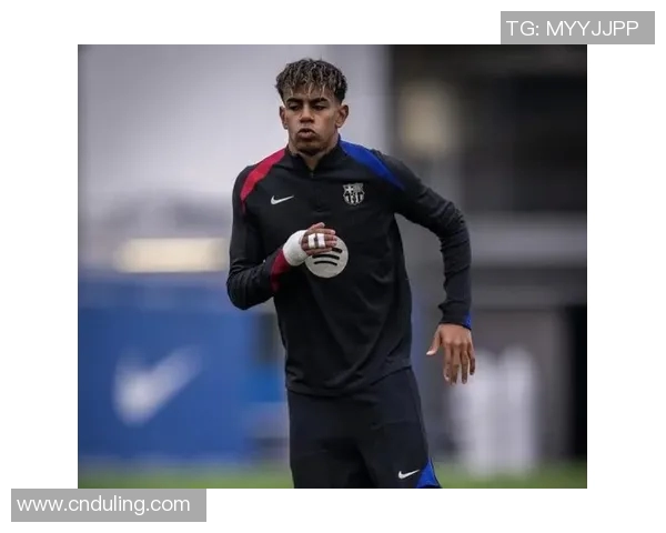 巴萨足球明星头像解析男人魅力与风采的完美结合