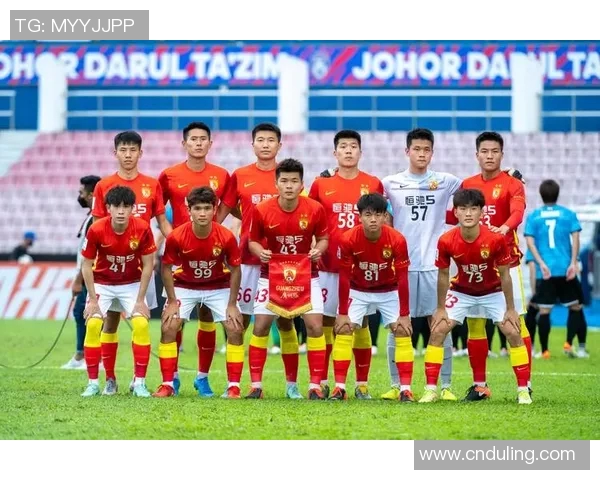 广州足球队实力分析与大满贯赛事表现的全面点评与展望 广州足球队实力分析与大满贯赛事表现的全面点评与展望